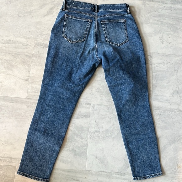 Loft   Jeans  Curvy Skinny  Dark Wash   EUC  some fading and whiskering  Size 6P - Picture 5 of 9